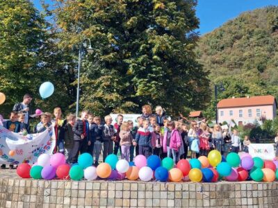 Otvorili smo Dječji tjedan na Trgu Gospe Kunagorske uz poruke ljubavi i tradicijske igre